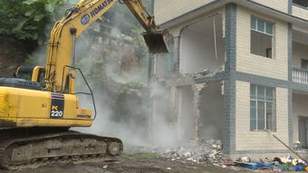 福贡县多部门联动推进美丽公路路域环境综合整治 依法拆除影响景观建筑